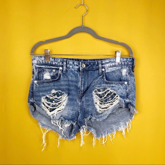 H&M Pants - H&M & DENIM Distressed Denim Jeans Shorts Size 10